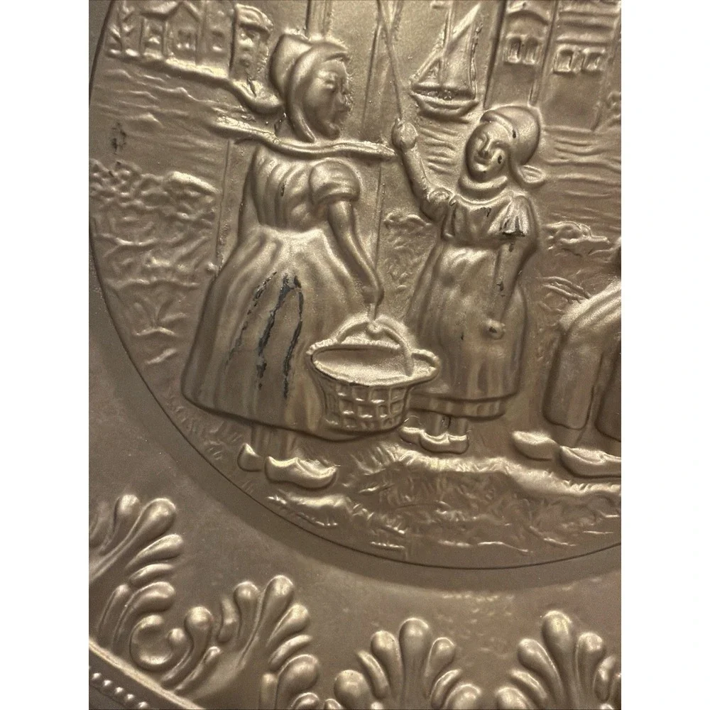 Vintage Brass Hammered Embossed Wall Plates Dutch/Netherlands Scene
